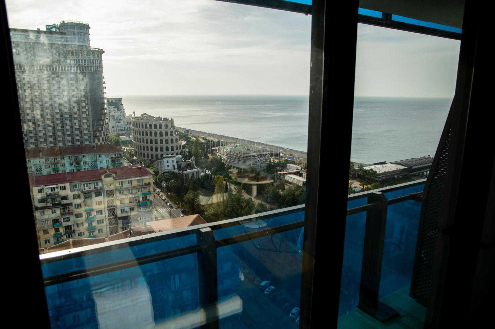 Orbi City 24-7 Panoramic Views Батуми Екстериор снимка